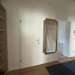 Haus Alpina Apartamento *